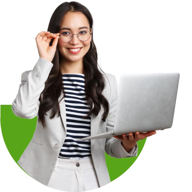 Image of woman with laptop in front of green half-circle